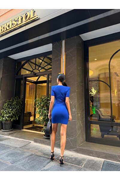 Modafeminen Kalp Yaka Vaktakı Mini Krep Elbise 582982 SAKS