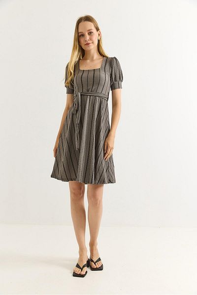 Raneel Kazançlı Alışveriş Square Collar Wrinkle Fabric Midi Length Smoked Dress with Belt