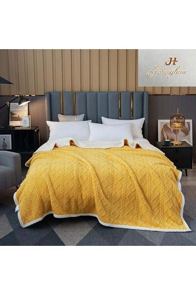 FIONNA.RO Cocolino Printed Knitted Blanket With Fur - Yellow