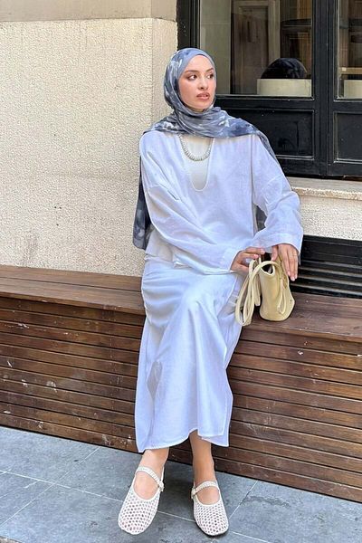 Ceylan Otantik White Organic Linen Wrap Skirt & V-Neck Blouse Set