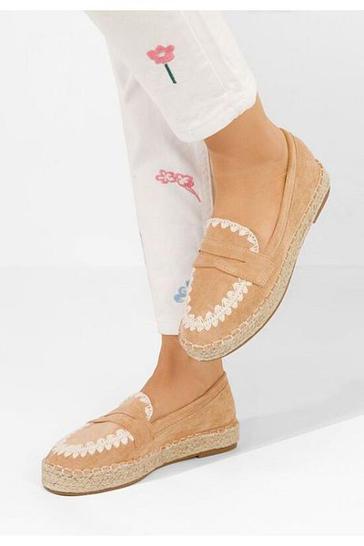 B T Shoes Women's Charla camel espadrilles