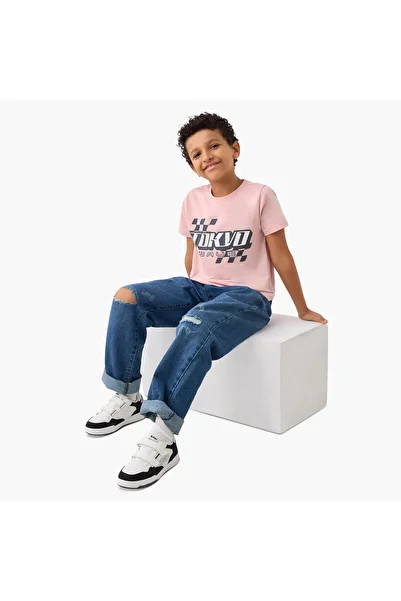 Juniors تي شيرت بطبعة جرافيكية ورقبة دائرية وأكمام قصيرة