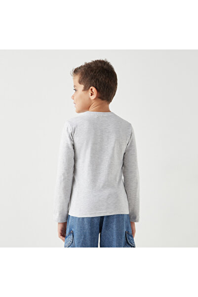 Juniors Tiger Print T-shirt with Long Sleeves and Crew Neck