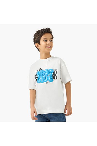 Juniors Typography Print T-shirt with Short Sleeves