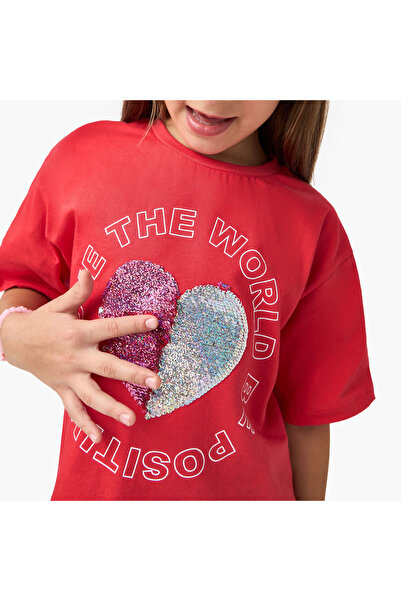 Juniors Sequin Embellished Heart Crew Neck T-shirt with Short Sleeves