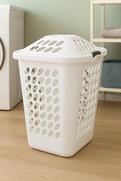 mastergold 10L White Laundry Basket | Lid & Vents | 63x46x46cm | Ergonomic Handles | Sturdy & Spacious