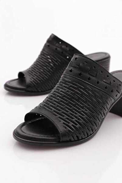 Venüs 24382060Y Women's Leather Heeled Slippers