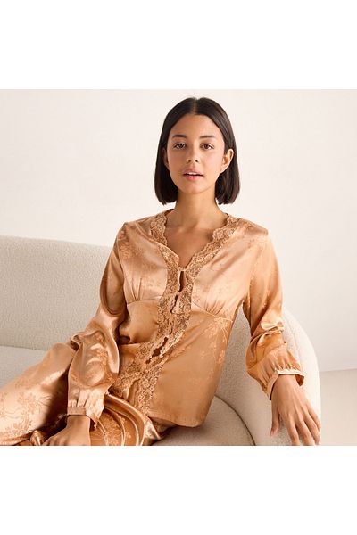 FAV Lace Trim Jacquard Pyjama Set