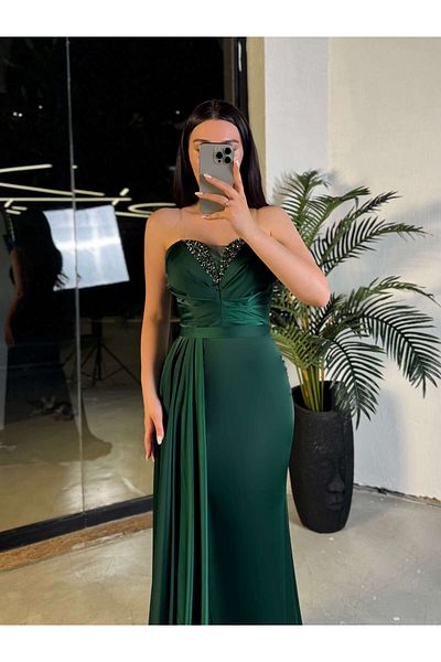missswans Βραδινό φόρεμα Miyana με κέντημα από πέτρα σατέν σμαραγδένιο