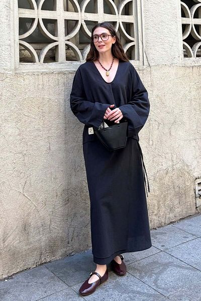 Ceylan Otantik Black Organic Linen Wrap Skirt & V-Neck Blouse Set