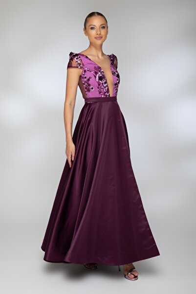 Atmosphere Fashion Rochie lungă mov cu dantelă florală la bust