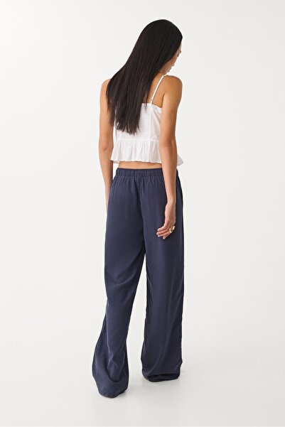 Stradivarius Loose-fitting lyocell trousers