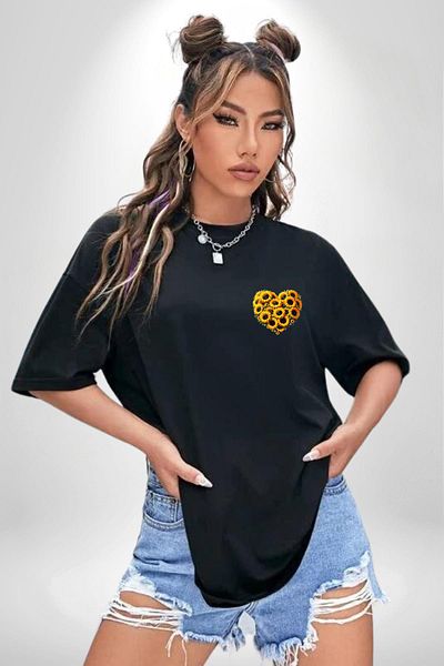 Angemiel Special Design Heart Spring Black Oversize Women's Men's Front Minimal Printed T-Shirt with Sunflower