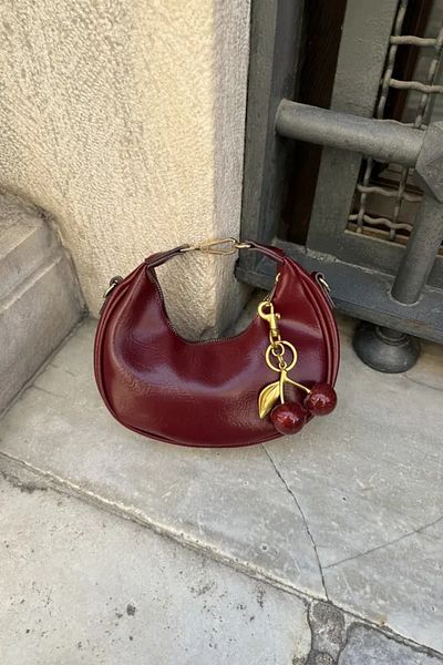 LEONAS Geantă de mână și de umăr pentru femei Cherry Charm Gift Alyona din piele roșu Claret