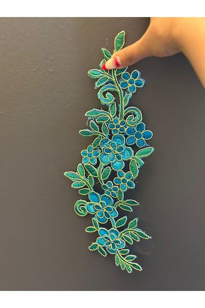 Gönülden Tasarım FOLIE ADESIVA LA FIER DE STIRAT BORDURI DE BRODARE FLORE DE RĂTĂ 32X12 CM ALBASTRU