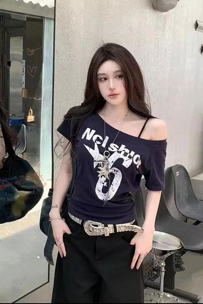 Köstebek Vintage Style Nclshior 6 Madonna Collar T-Shirt