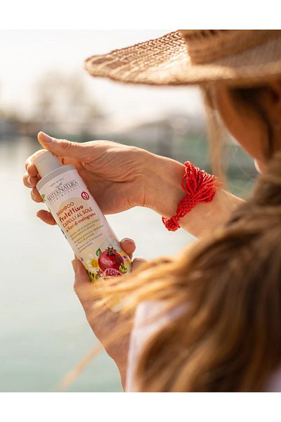 MaterNatura Sampon par expus la soare cu rodie, 250ml - Maternatura