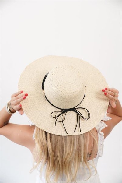 Zoe3 Style Women's Axl Beige Black Bead Detailed Straw Hat