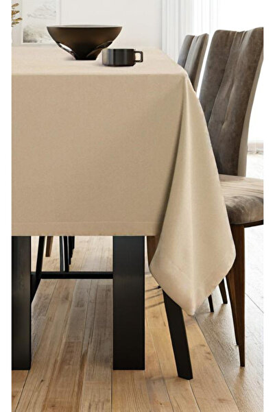 Royalty KADİFE DOKULU BEJ MASA ÖRTÜSÜ