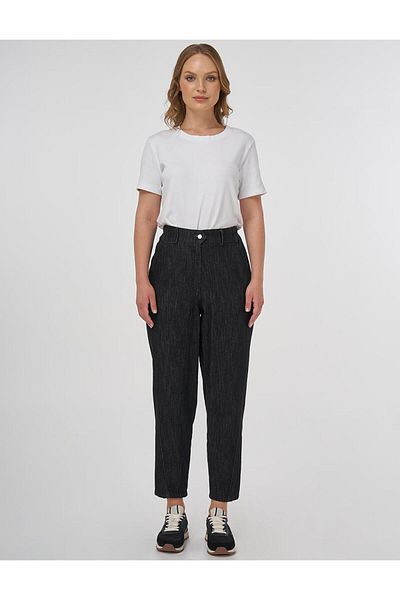 KYR Buttoned Carrot Cut Denim Trousers Black