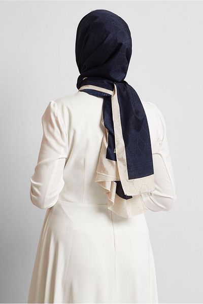 Alvina Alvi̇na Jacquard Monogram Shawl 8542