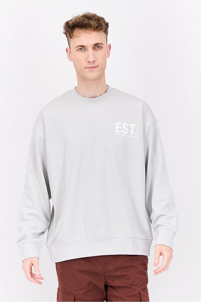 Established Redefining Essentials Men Crew Neck Brand Logo Long Sleeves Sweatshirt, Ice Grey