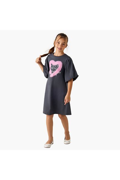 Juniors Slogan Print Dress with Round Neck and Balloon Sleeves