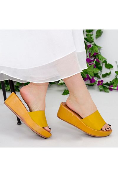 mei Women's Platform Slippers ZX1 Yellow (C16) Mei