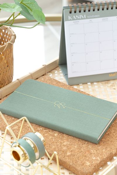 Matt Notebook Εβδομαδιαία λινό ημερολόγιο τσέπης 2026 με 12 μήνες πράσινο