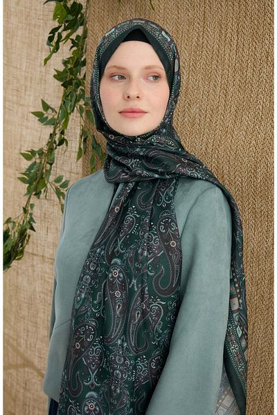 Fatma Atasoy Rosalie Emerald Green Ethnic Pattern Shawl