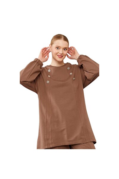 Levidor Crew Neck Asymmetric Cut Sports Suit