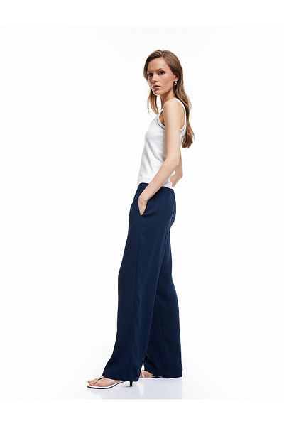 Koton Crepe Fabric Elastic Waist Straight Wide Leg Trousers