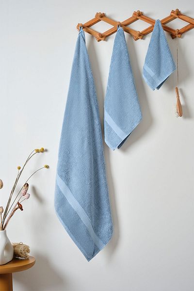 Nazik Home Gabriel 500 Gsm 100% Cotton Bath Towel (100 X 150 cm)