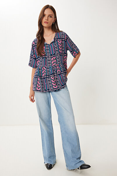 Happiness İstanbul Γυναικεία μπλούζα με μαύρο ροζ σχέδιο με βισκόζη DD01360