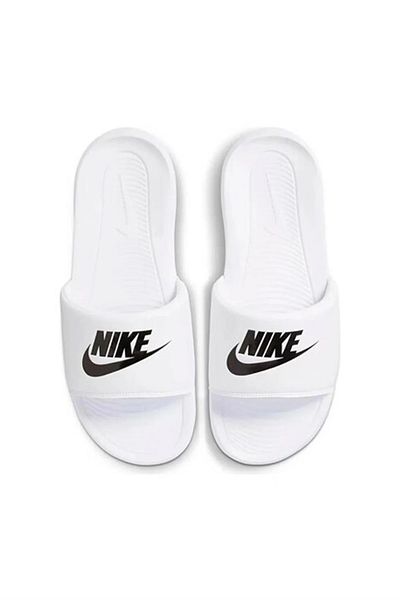Nike VICTORI ONE