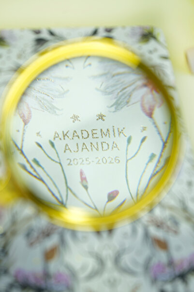 Victoria's Journals Ακαδημαϊκό Ατζέντα-2025–2026 |   Α5 |   Σπιράλ |   Σκληρό κάλυμμα |   Αχάτης 100 γρ. |   Άγρια Αρμονία