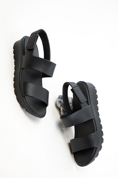 SOHO Schwarze Damensandalen 20750