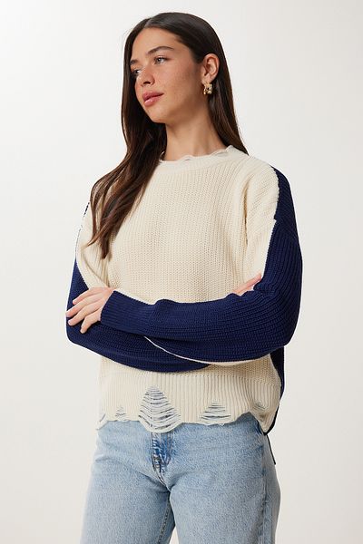 Happiness İstanbul Pulover de damă crem bleumarin de culoare contrastantă ruptă cu detalii tricotaje Kİ00135