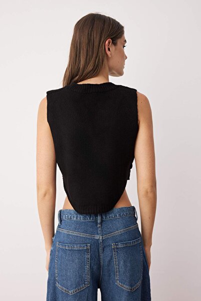 Trendyol Collection Black Crop Soft Textured Buttoned Knitwear Sweater Twoaw25Sv00013