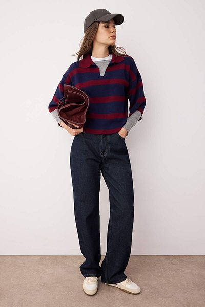 Trendyol Collection Pulover tricotat cu dungi de bază cu guler polo burgundy TWOAW23BZ00001