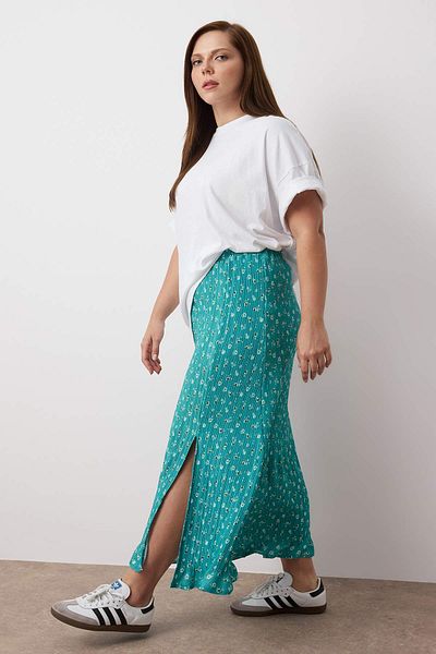 Trendyol Curve Green Floral Patterned Slit Midi Plus Size Skirt