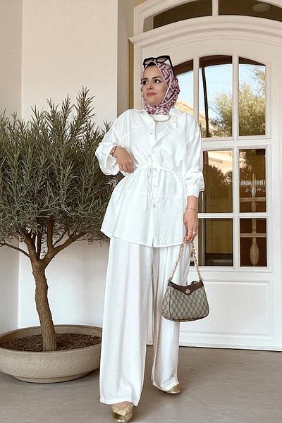 Aselim Hijap Moda Καλοκαιρινό κοστούμι με λινό πουκάμισο Strawberry – Άνετη κομψότητα με παντελόνι τσέπης (μέγεθος 36-48) εκρού