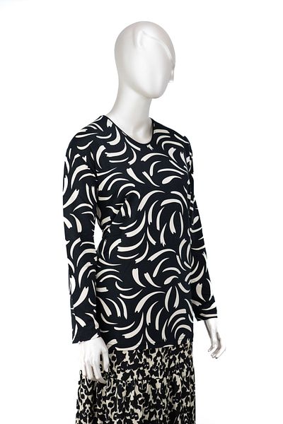 Oppland Γυναικεία μπλούζα Mother Turtled Viscose Χτενισμένο ύφασμα Μακρυμάνικο με μοτίβο γιασεμί Πλήρης φόρμα Lycra