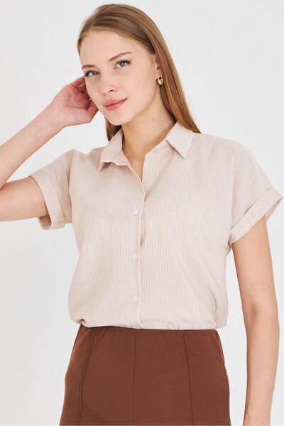 armonika Γυναικείο μπεζ ριγέ κοντομάνικο πουκάμισο ARM-25Y001059