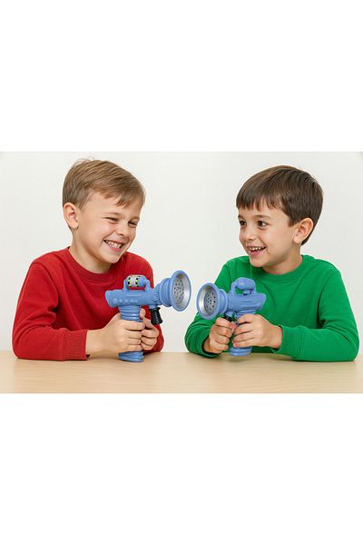 TOYFEST مسدس غاز Despicable Me 4 / Crazy Thief يصدر 8 أصوات غاز مختلفة