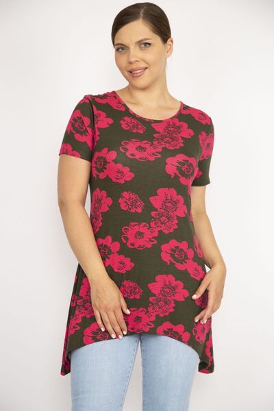 Şans Γυναικεία πολύχρωμη, μεγάλου μεγέθους, γιακάς ποδηλάτου μπλούζα με κοντομάνικο ασύμμετρο κόψιμο 65n36638