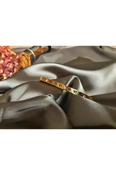 SeyCey.co سوار رفيع بأرقام رومانية حجر ذهبي | فولاذ 316 لتر - غير قابل للتشويه | هدية المرأة