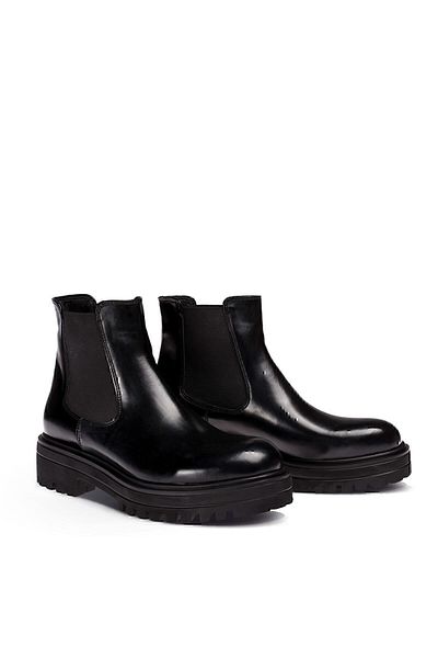 Deery Black Chelsea Women's Boots