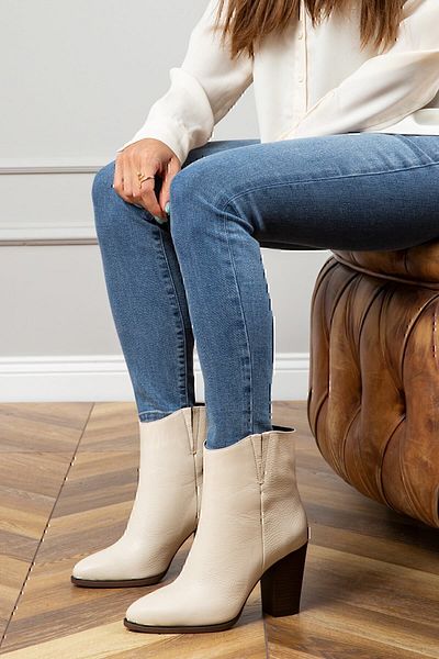 Deery Genuine Leather Beige Women's Boots