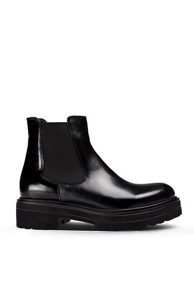 Deery Black Chelsea Women's Boots